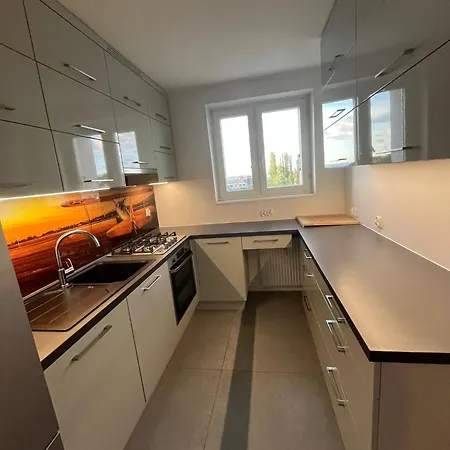 Apartamet Hallera 253 Przy Plazy *